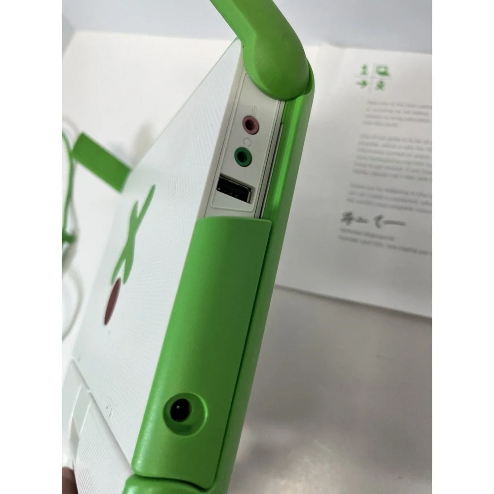 OLPC XO-1 Kids Laptop Computer - One Laptop Per Child - w/ Power Adapter